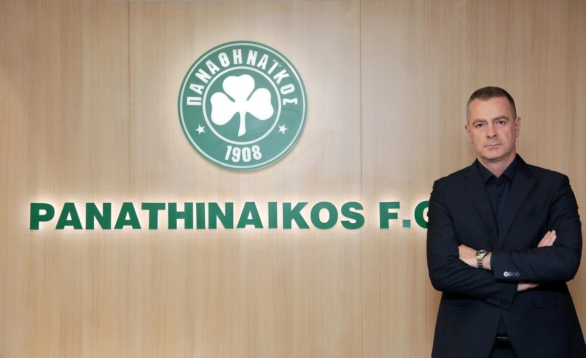 Ο Στέφανος Κοτσόλης κατά τη παρουσίασή του από τον Παναθηναϊκό / Πηγή: pao.gr