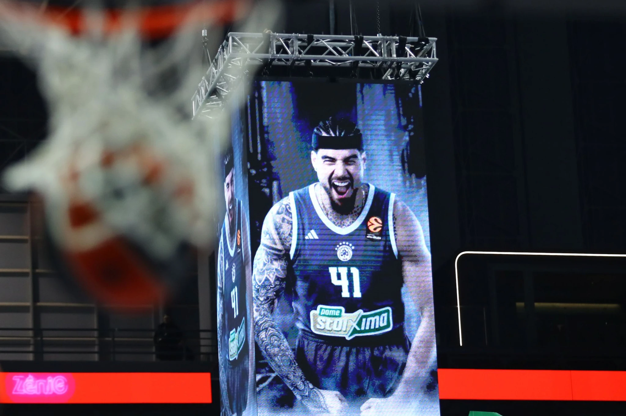 juancho-emfanisi-matrix.jpg