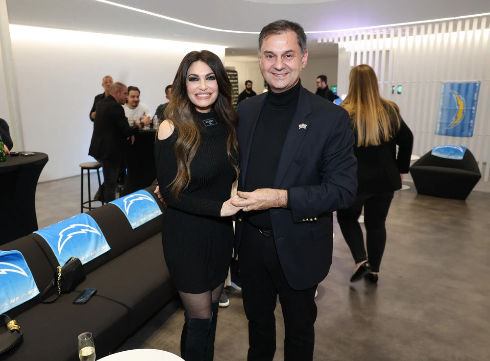 Από αριστερά: Kimberly Guilfoyle (Πρέσβης ΗΠΑ στην Ελλάδα), Χάρης Θεοχάρης (Υφυπουργός Εξωτερικών)  