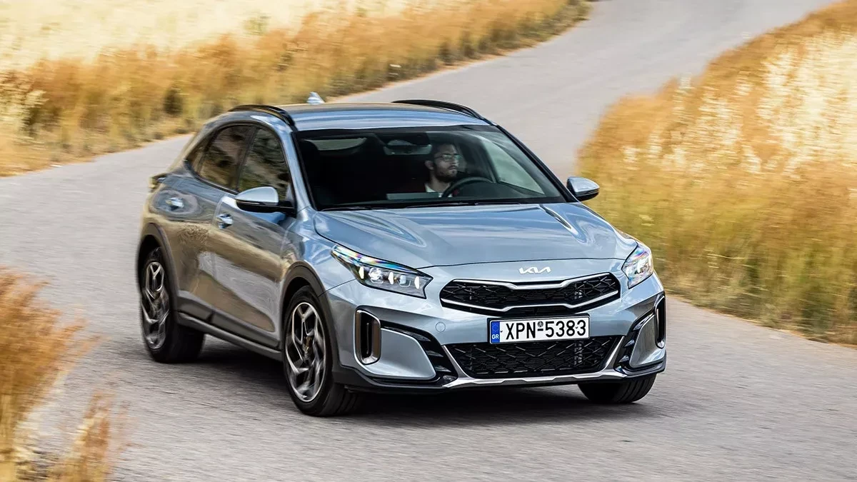 260522152015-kia-xceed-19.webp?v=0
