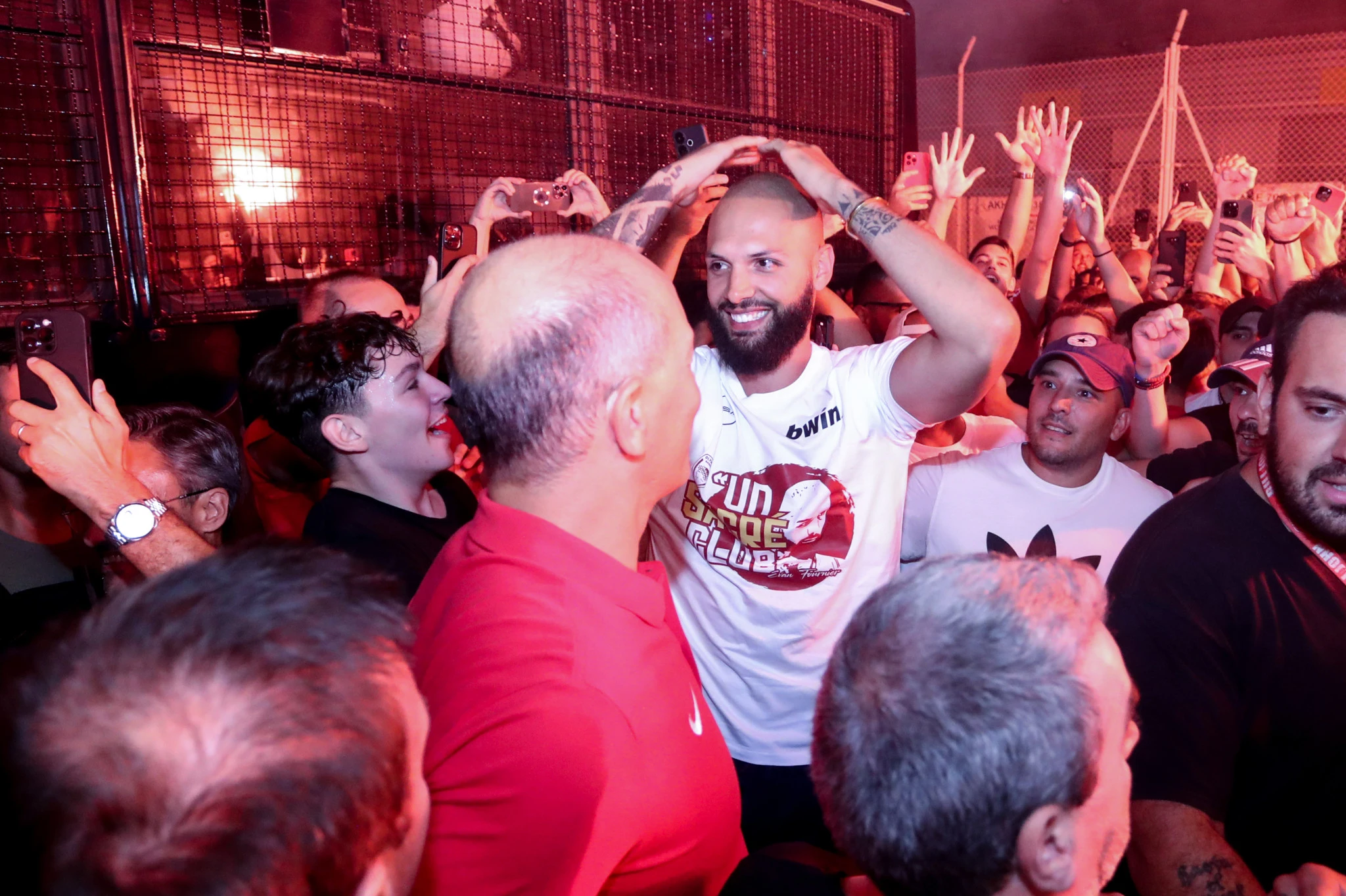 Η άφιξη του Φουρνιέ στην χώρα μας αποτελεί την πιο τρελή στιγμή του Γάλλου - Πηγή: Eurokinissi