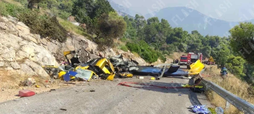 Το σημείο που κατέπεσε το ένα ελικόπτερο στην Ψάθα / Πηγή: Flash.gr