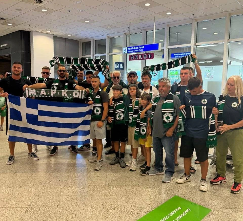 Φίλοι της Μαρκό υποδέχθηκαν στο Ελ Αραμπί στο αεροδρόμιο «Ελευθέριος Βενιζέλος»