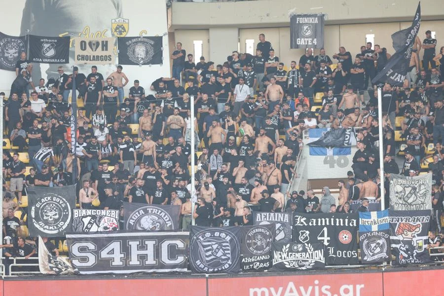 Οι φίλαθλοι του ΟΦΗ στη Νέα Φιλαδέλφεια / Πηγή: Intime