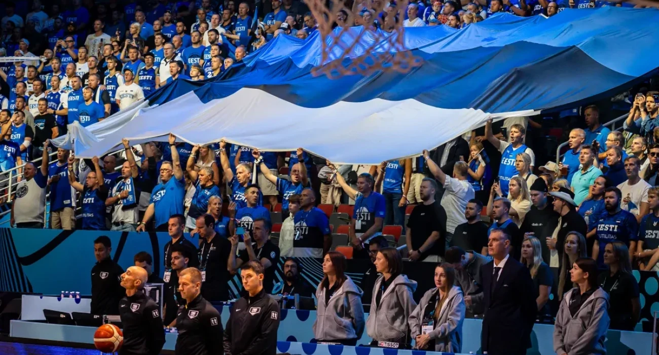 Οι φίλοι της Εσθονίας κατά τη διάρκεια του EuroBasket/Πηγή: FIBA