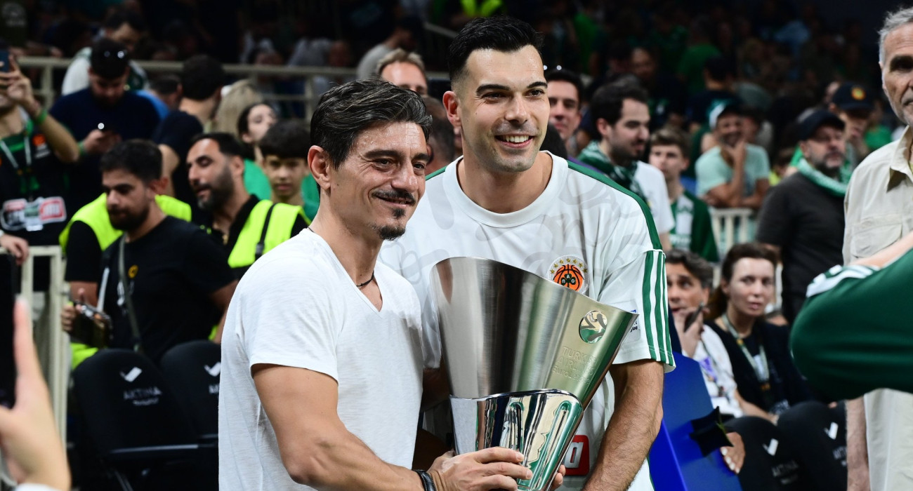 Ο Δημήτρης Γιαννακόπουλος με τον Κώστα Σλούκα/Πηγή: Eurokinissi