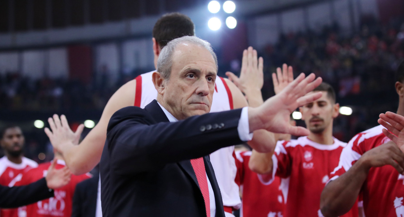 Ο Έτορε Μεσίνα που αναλαμβάνει ρόλο συμβούλου στην Ολίμπια Μιλάνο / Πηγή: ΙΝΤΙΜΕ