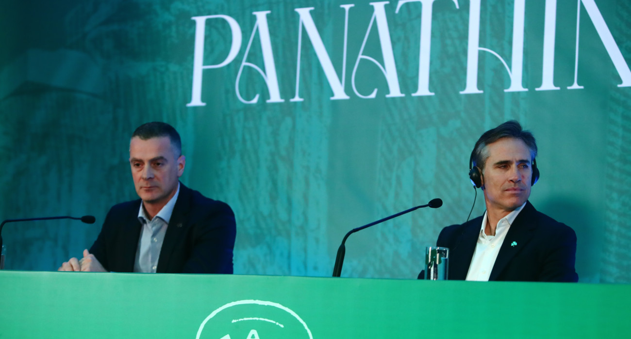 Οι Στέφανος Κοτσόλης και Μιγκέλ Άνχελ Κορόνα κατά τη παρουσίασή τους / Πηγή: Eurokinissi