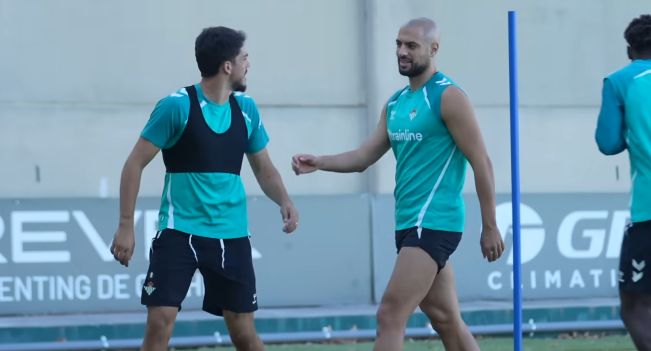 Ο Σοφιάν Άμραμπατ σε προπόνηση της Ρεάλ Μπέτις / Screenshot