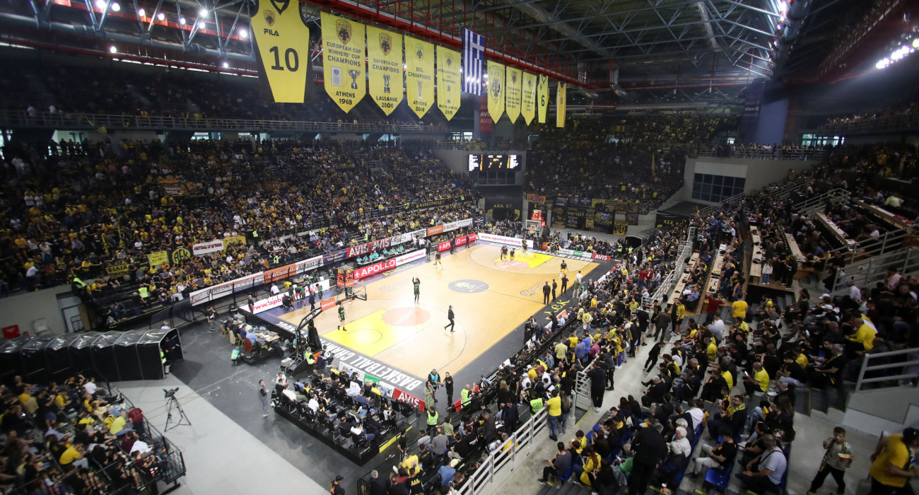 Ο κόσμος της ΑΕΚ παίρνει θέση στη Sunel Arena: Εξαντλήθηκαν τα εισιτήρια στις κεντρικές θύρες