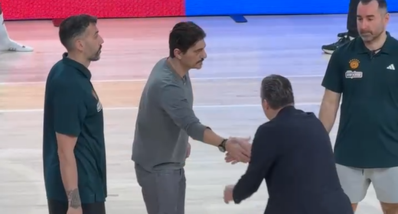 Ο Δημήτρης Γιαννακόπουλος στο Palau Blaugrana /printscreen
