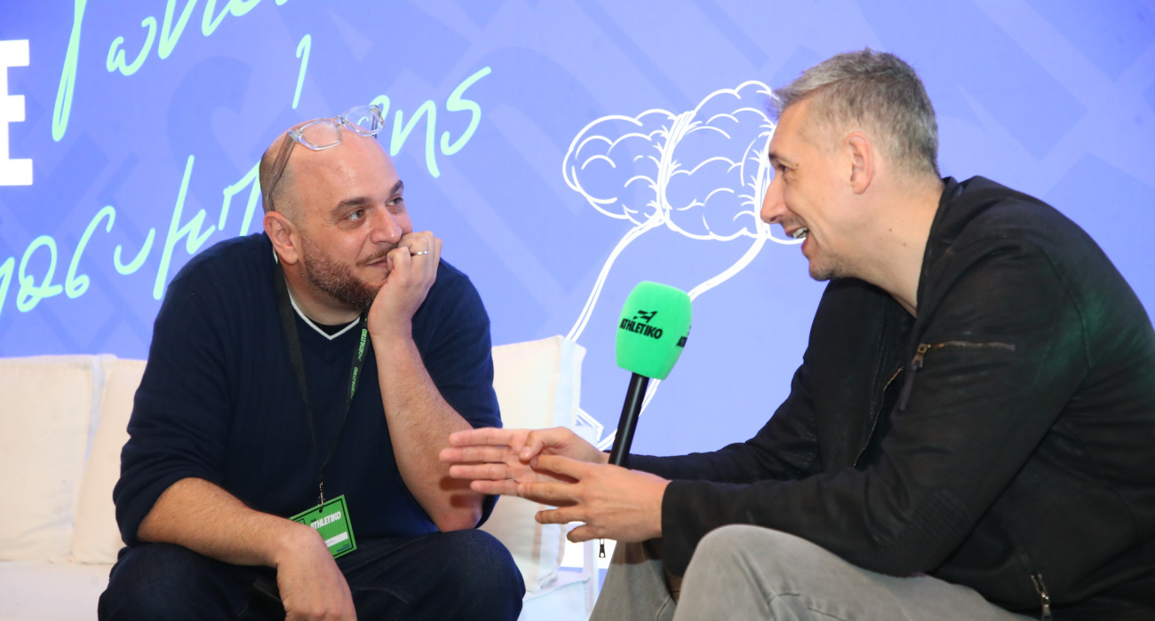Δημήτρης Διαμαντίδης και Φάνης Λαμπρόπουλος στο συνέδριο του Athletiko «Mind the Game» / Πηγή: InTime