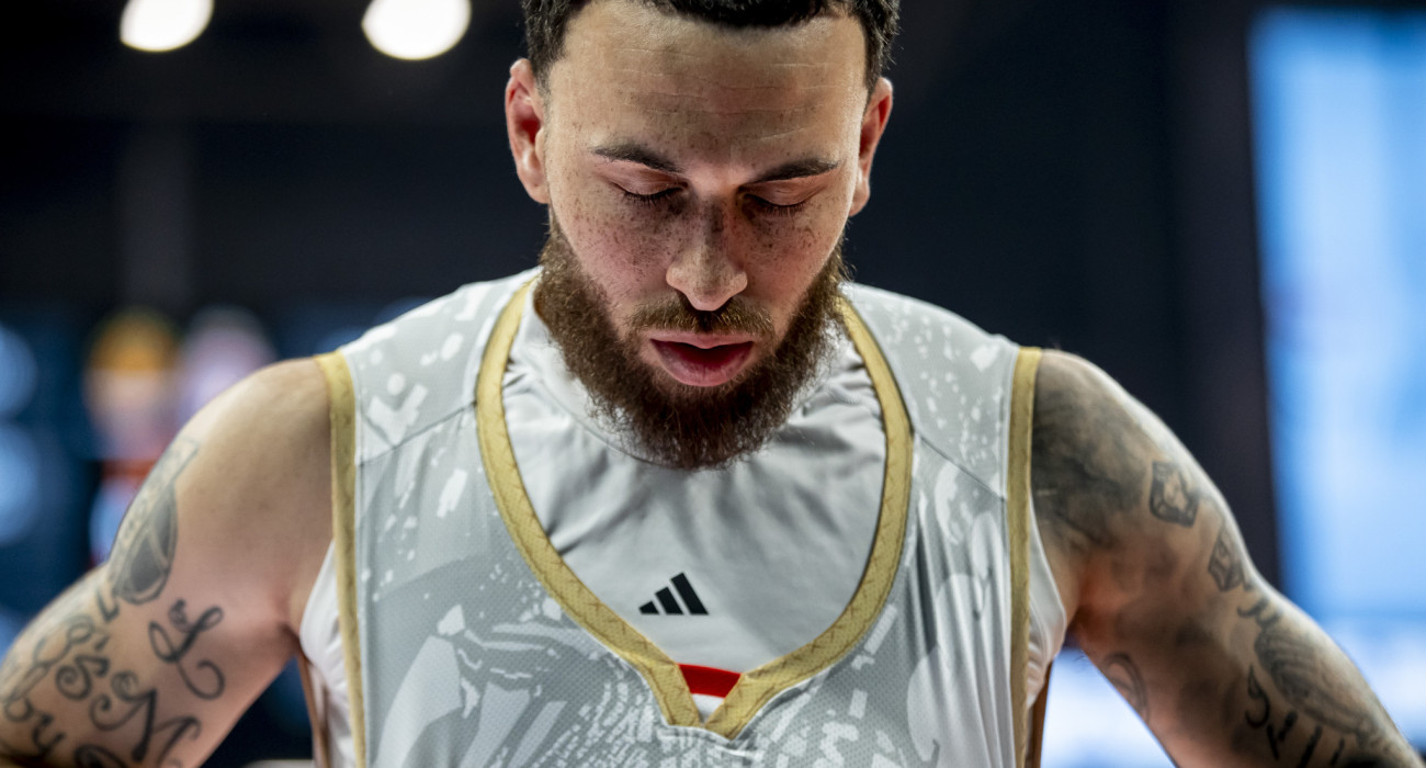 O Μάικ Τζέιμς, Πηγή: Panagiotis Moschandreou/Euroleague Basketball via Getty Images