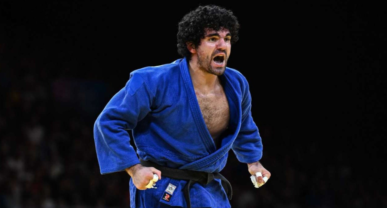 Ο Θοδωρής Τσελίδης πανηγυρίζει / Πηγή: IJF