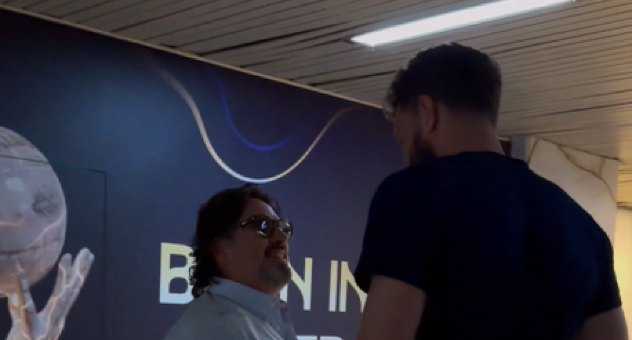 Τετ α τετ Μέλι - Τρινκιέρι στο Telekom Center (video)
