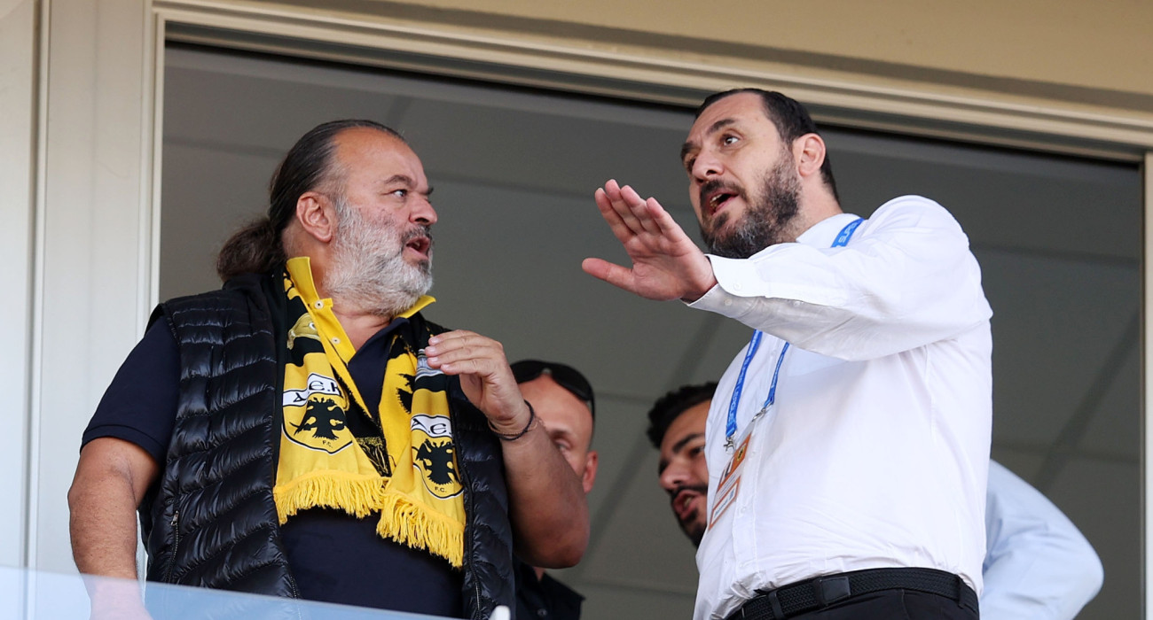 Μάριος Ηλιόπουλος και Μηνάς Λυσάνδρου σε αγώνα της ΑΕΚ / Πηγή: Intime