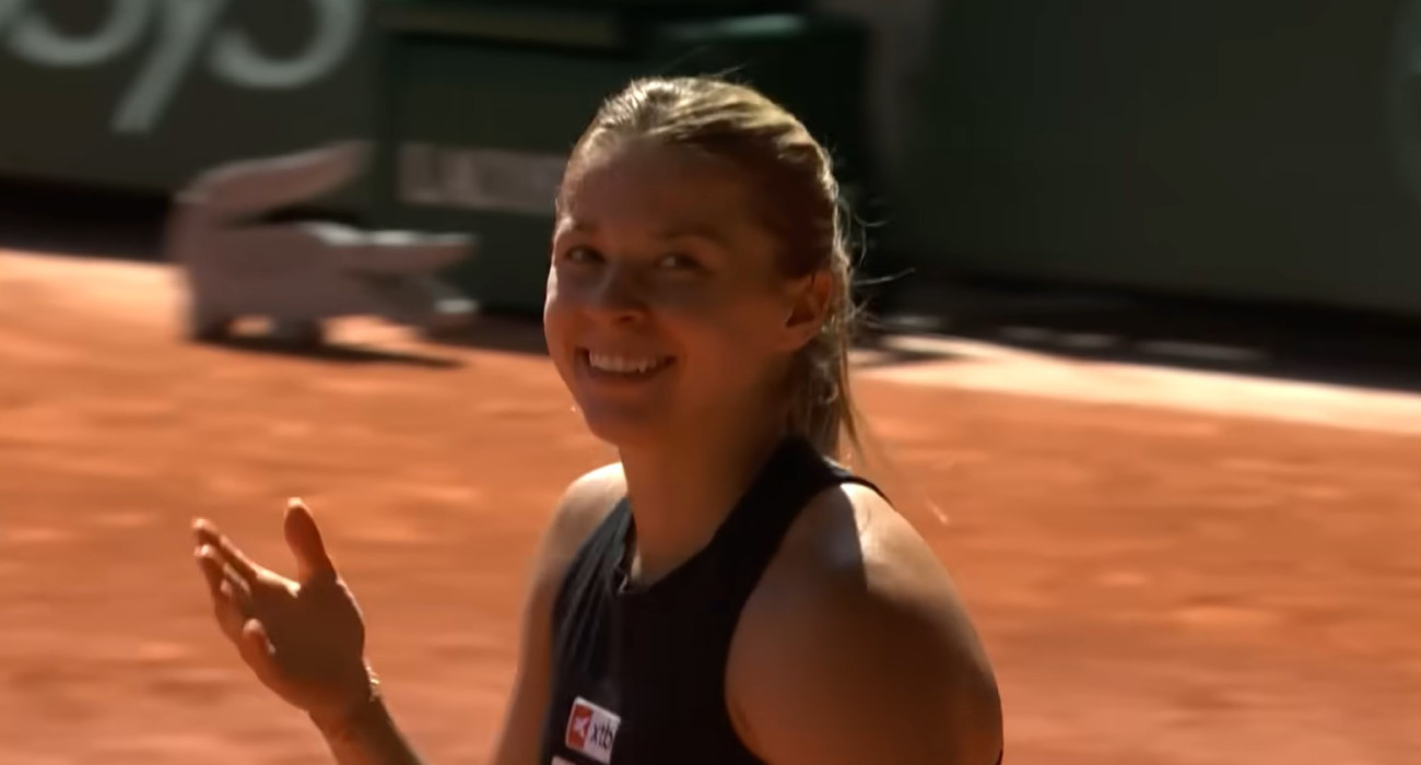 Η Μάγια Χβαλίνσκα στον τέταρτο γύρο του Roland Garros / Screenshot