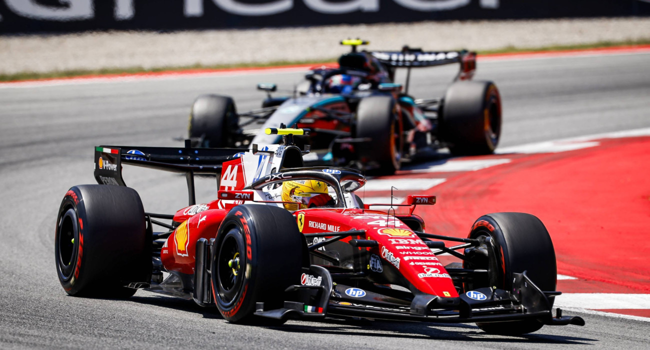 Ο Λιούις Χάμιλτον στο μονοθέσιο της Ferrari / Πηγή: IMAGO