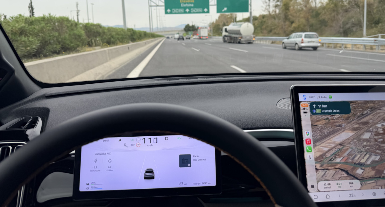 Τι προσφέρει το infotainment του BYD Sealion 5;