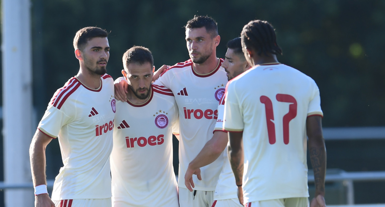 Πανηγυρικό στιγμιότυπο από το πρώτο φιλικό του Ολυμπιακού στη σεζόν - Πηγή: Eurokinissi