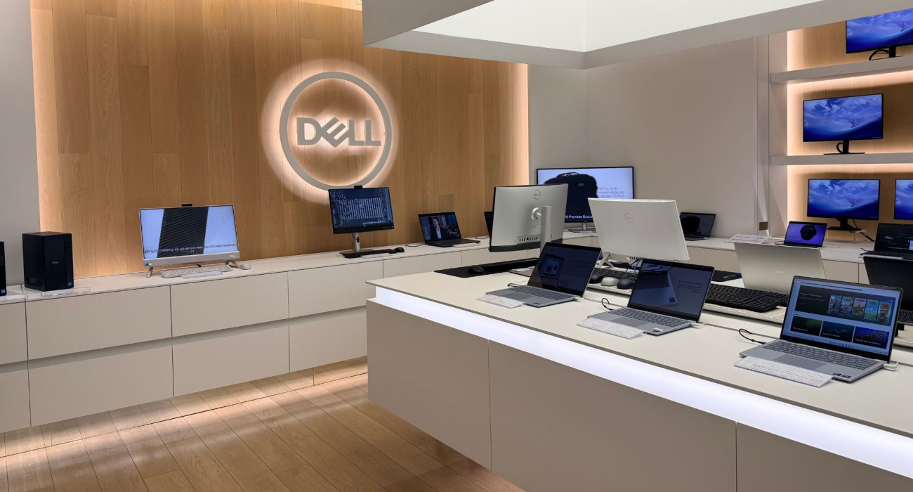 Το κατάστημα της Dell στο Μαρούσι και το εμπορικό κέντρο The Mall Athens