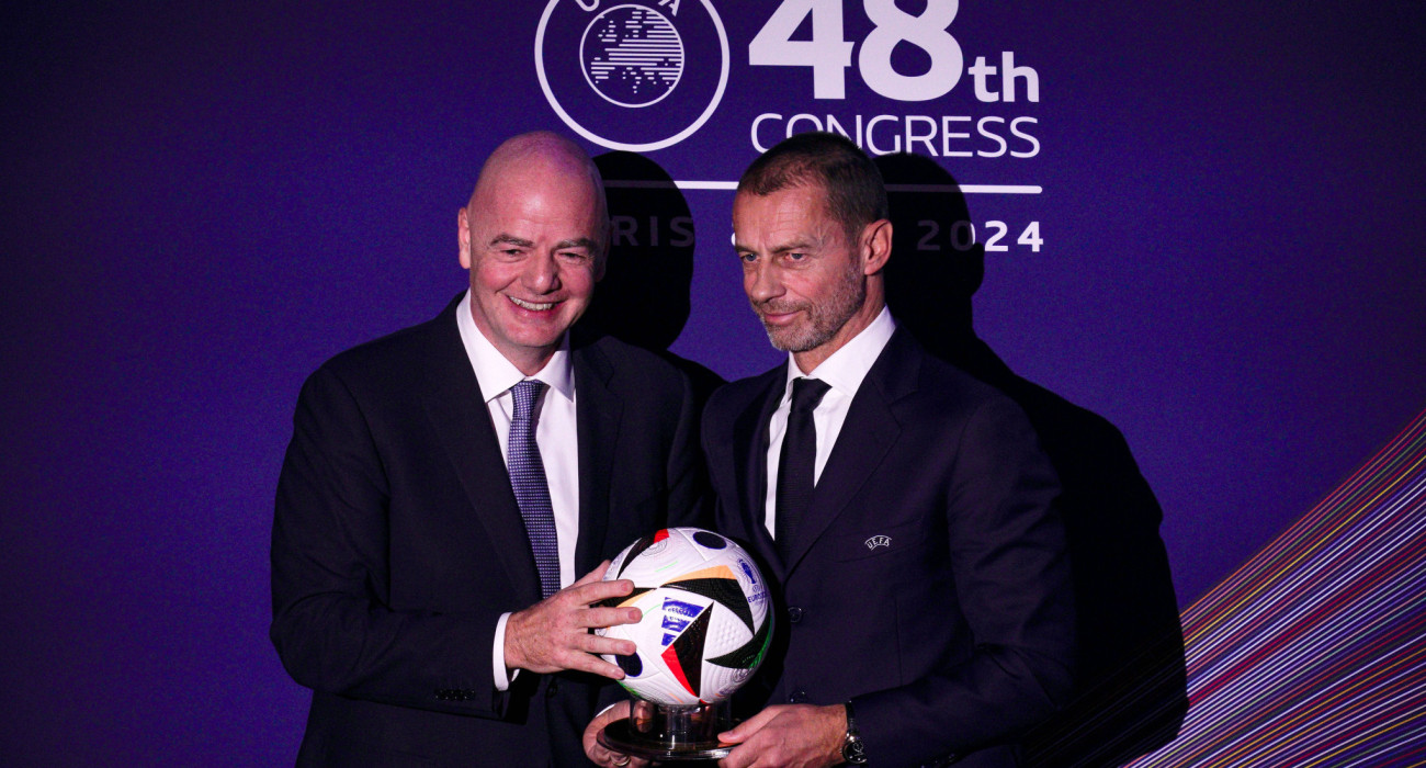 Ο Τζάνι Ινφαντίνο της FIFA με τον Αλεκσάντερ Τσέφεριν της UEFA/Πηγή: Imago