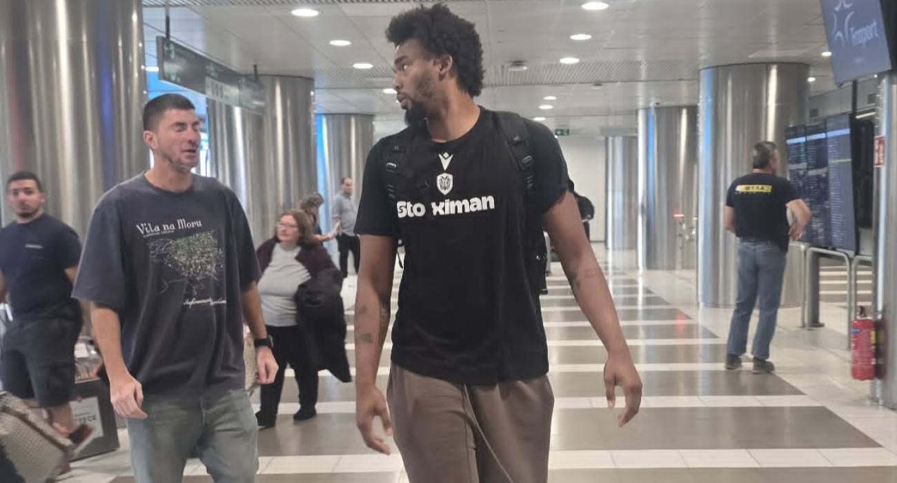 Επέστρεψε στη Θεσσαλονίκη ο Μπεν Μουρ και πιάνει ξανά δουλειά με τον ΠΑΟΚ