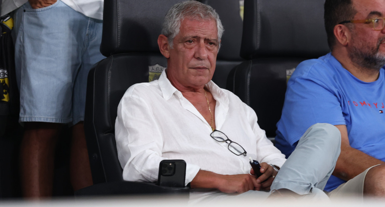 Ο Φερνάντο Σάντος στην Allwyn Arena / Πηγή: Intime