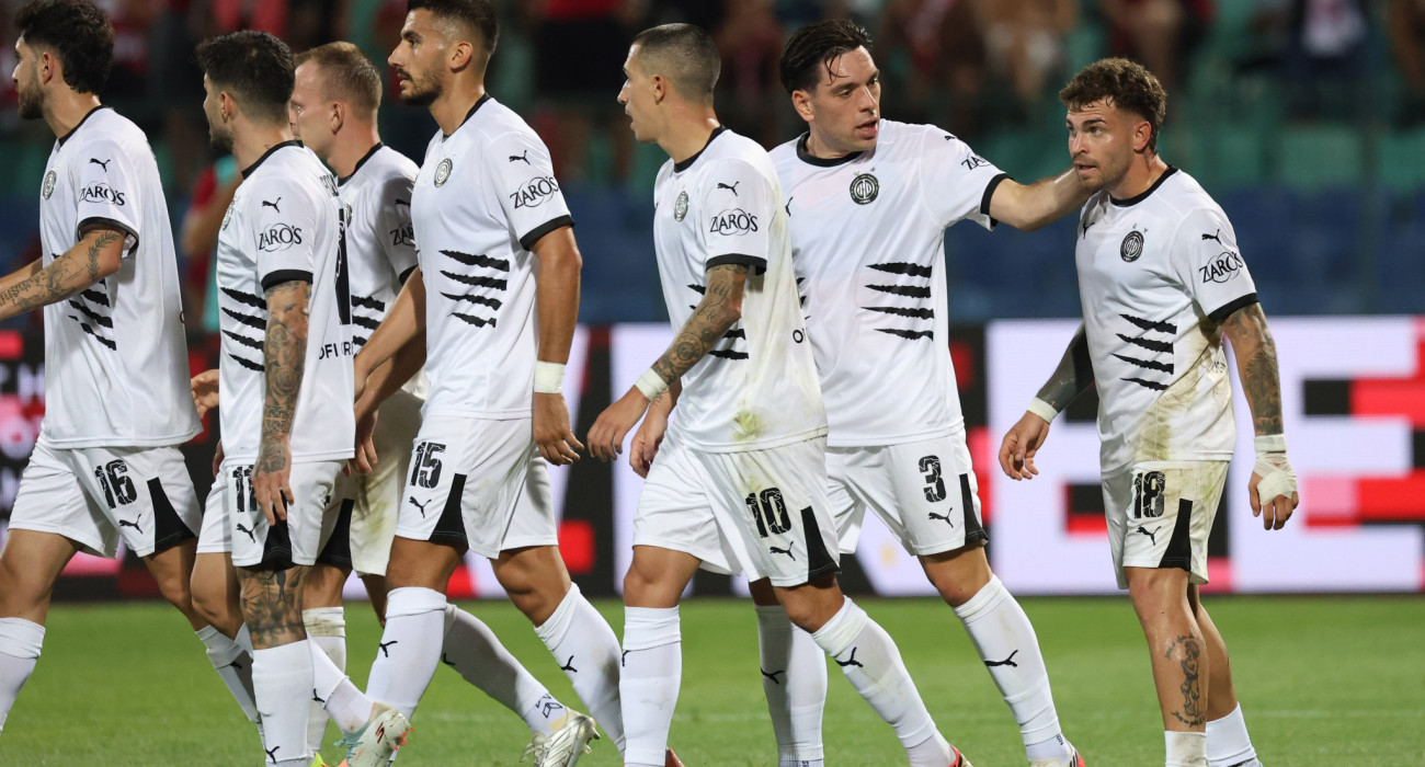 Οι παίκτες του ΟΦΗ πανηγυρίζουν μετά το 2-0 επι της ΤΣΣΚΑ Σόφιας, Πηγή: Intime