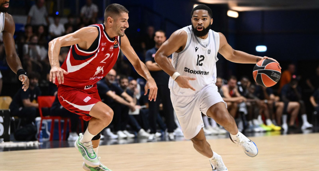 Ο Χάτζινς απέναντι στη Μιλάνο / Πηγή: PAOK Basketball