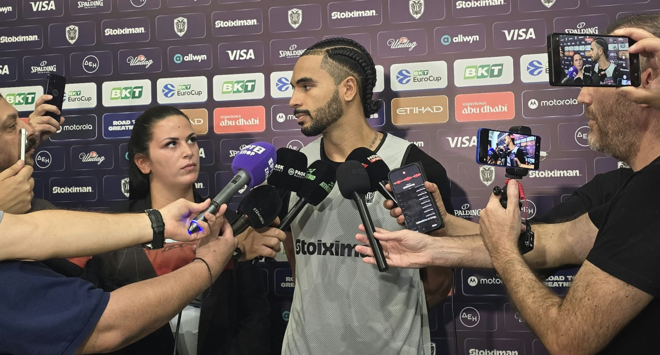 Ο Ναζ Μήτρου Λονγκ στην Media day του ΠΑΟΚ