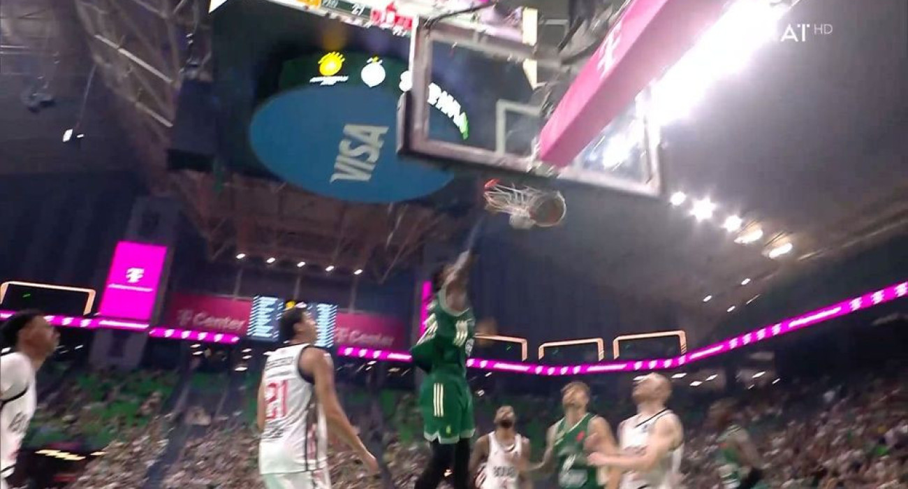 Ο Λεσόρ κάρφωσε εμφατικά και ξεσήκωσε το T-Center (video)