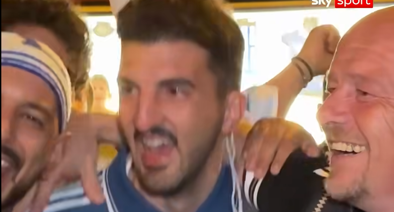 Οι Έλληνες οπαδοί / Screenshot