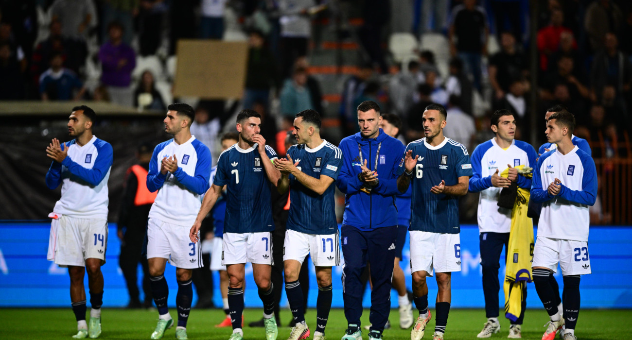 Οι παίκτες της Εθνικής μετά το 2-2 με την Ολλανδία / Πηγή: Eurokinissi