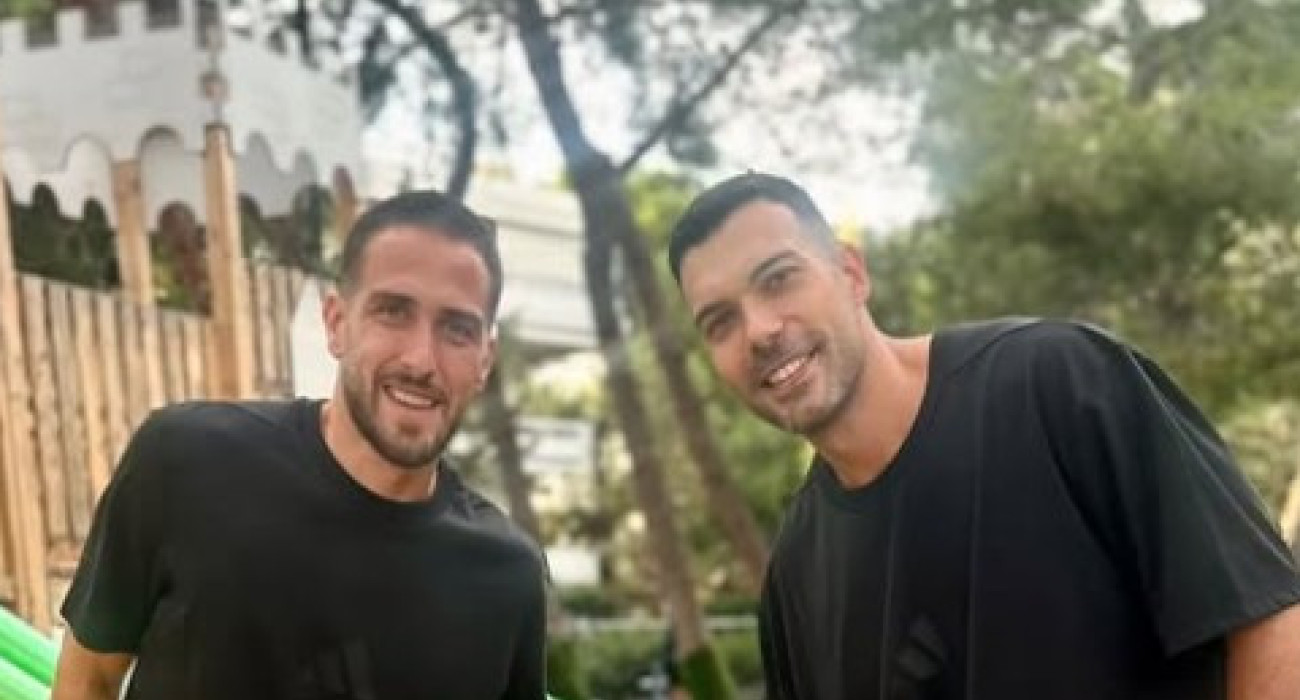 Ο Κώστας Φορτούνης με τον Κώστα Σλούκα / Screenshot
