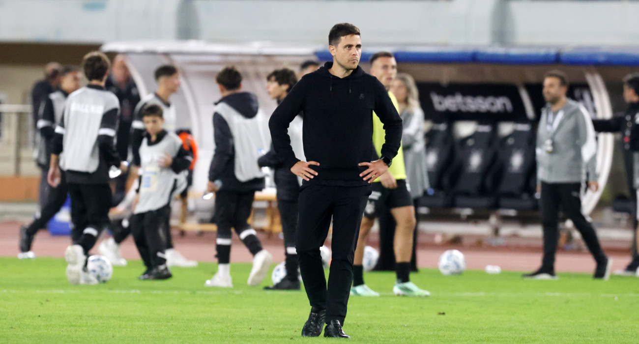 Ο Αλέσιο Λίσι μετά την ήττα του ΠΑΟΚ από τον ΟΦΗ / Πηγή: InTime