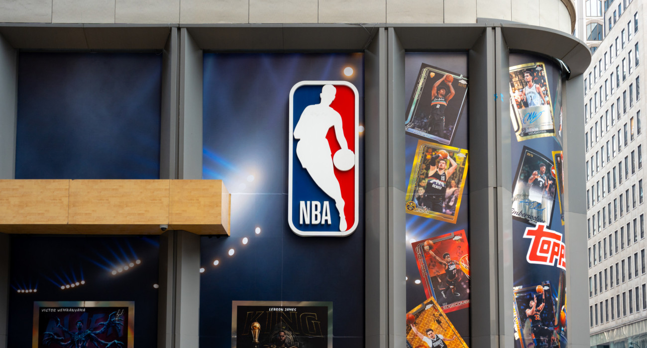 Το κατάστημα του NBA στην Πέμπτη Λεωφόρο στη Νέα Υόρκη - Πηγή: Marcin Golba / NurPhoto μέσω Getty Images
