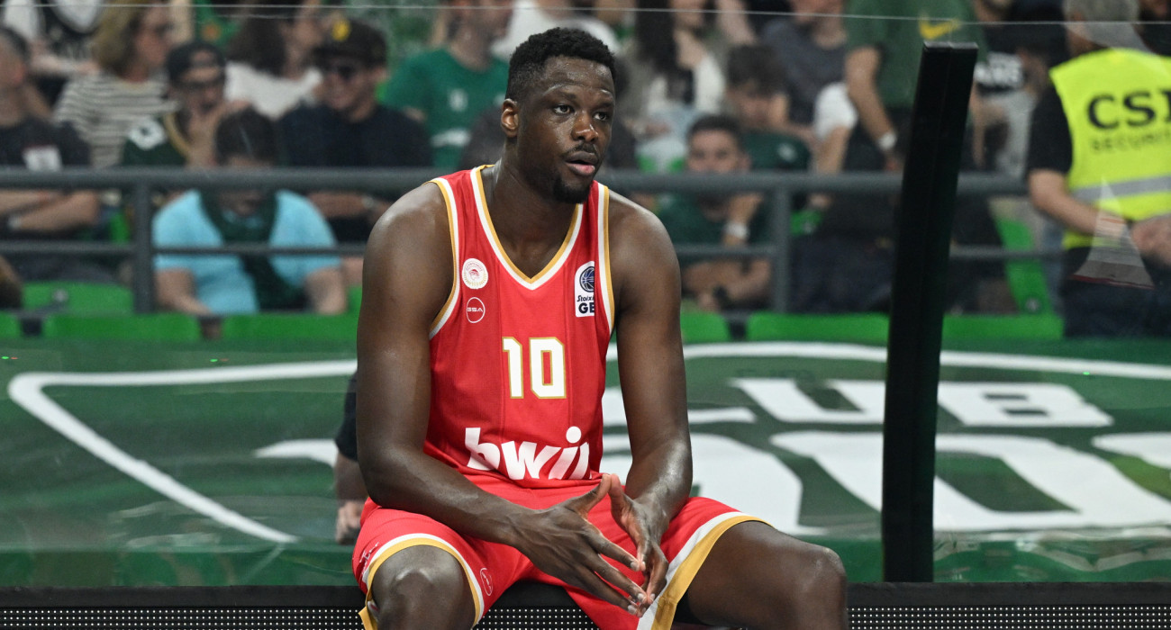 Ο Φαλ δηλώθηκε από τον Ολυμπιακό στην EuroLeague