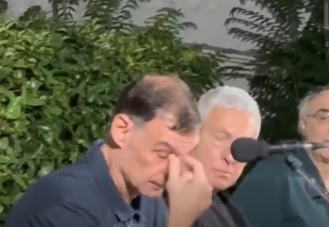 Τρομερή στιγμή: Δάκρυσε ο Μπαρτζώκας μιλώντας για την «Απόδραση από τα Βούρλα» (vid)