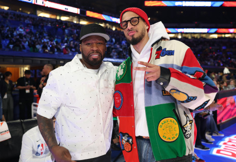 Ο 50 Cent αποκάλυψε γιατί τραγούδησε δωρεάν στο γάμο του Χαλιμπάρτον