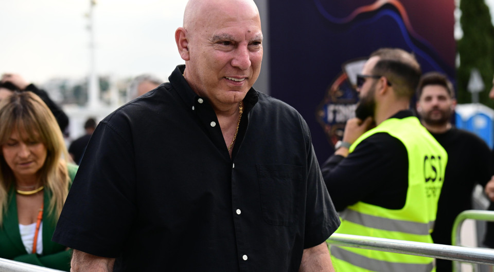 «Έκπληξη» με Γκάλη στη συναυλία των Ημισκουμπρίων (video)