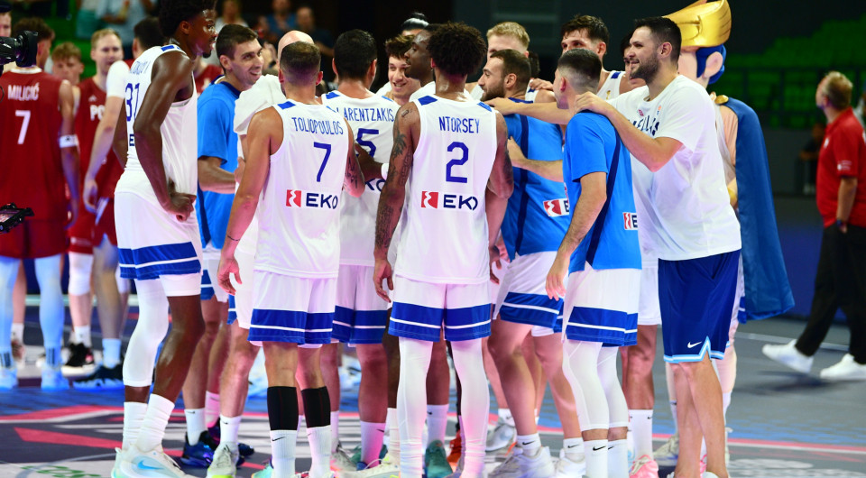 Η Εθνική κοίταξε στον καθρέφτη και άρχισε να αναγνωρίζει ξανά τον εαυτό της