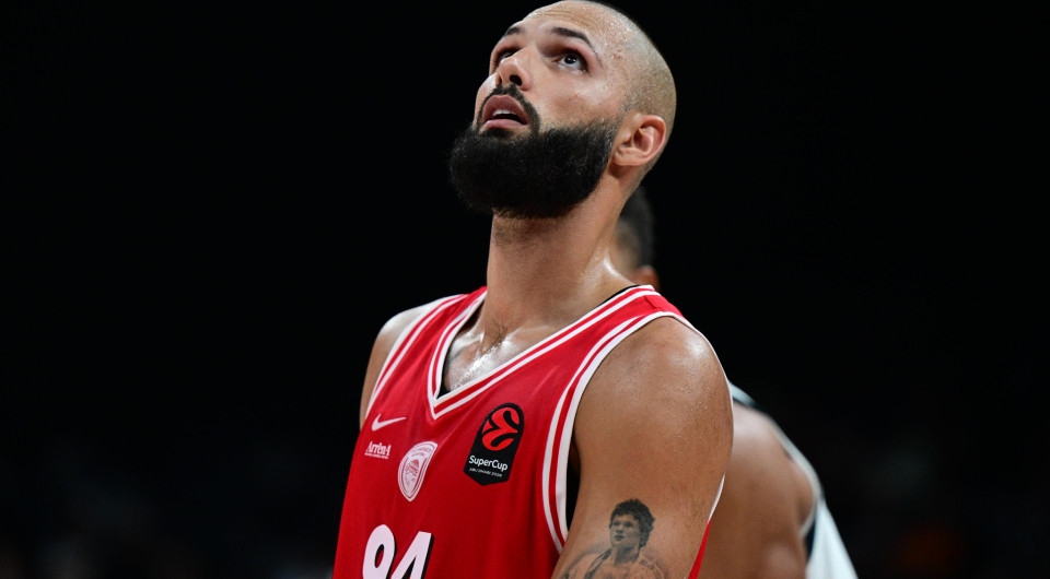 Το trash talking, οι προλήψεις και το fantasy: Ο Φουρνιέ πήρε θέση σε «καυτά» ερωτήματα (video)
