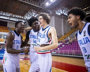H Ιταλία πέρασε στον τελικό του Eurobasket U20 επικρατώντας της Σερβίας
