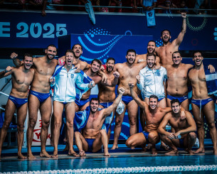 Η απονομή του χάλκινου μεταλλίου στην Εθνική ομάδα πόλο ανδρών (video)