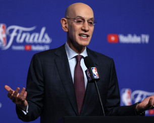 Σίλβερ: «Εμείς προχωράμε με το NBA Europe και ελπίζουμε για συμφωνία με τη EuroLeague»