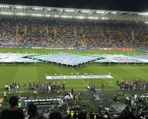 Αντιπολεμικό μήνυμα της UEFA πριν το Παρί-Τότεναμ: «Σταματήστε να σκοτώνετε παιδιά» (video)