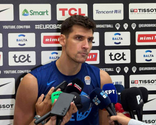 Μήτογλου για Αταμάν: «Δεν έχω να του πω τίποτα - Θα μιλήσουμε και οι δυο μέσα στο γήπεδο»