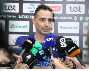Χαραλαμπίδης: «Τα παιδιά είναι ταγμένα σε αυτό το πράγμα, προσήλωση στον μοναδικό στόχο που έχουμε»