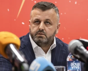 Πρόεδρος του Ερυθρού Αστέρα μετά την απόλυση του Σφαιρόπουλου: «Τιμή μου που συνεργαστήκαμε»